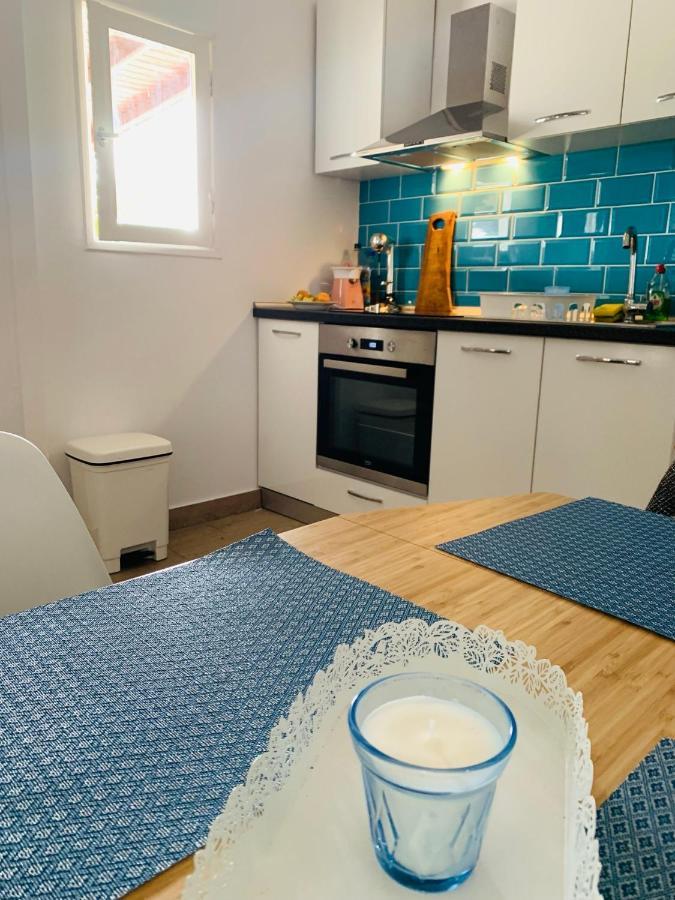 Villa ,,Sea Breeze,, - Home By The Sea Néa Ankhíalos Esterno foto