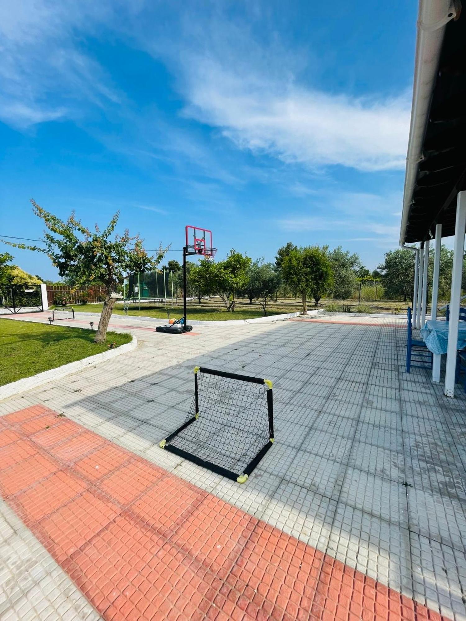 Villa ,,Sea Breeze,, - Home By The Sea Néa Ankhíalos Esterno foto